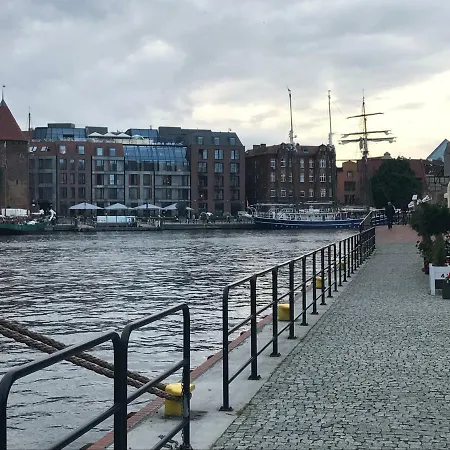 Jelitkowski Dwor Apartman *